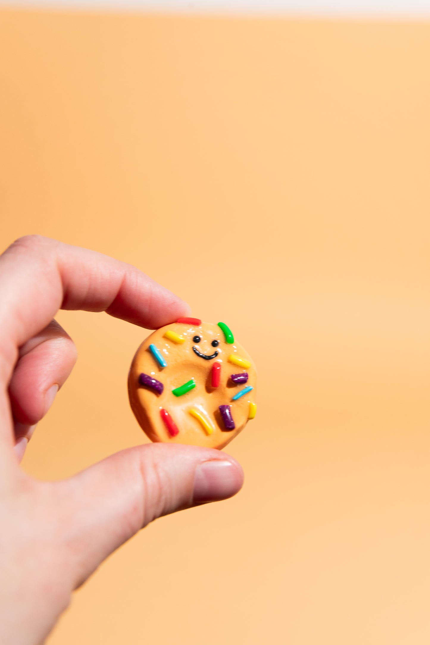 Keks Fidget Toy Sorgenstein mit Sprinkles für ruhige Hände und Achtsamkeit im Alltag