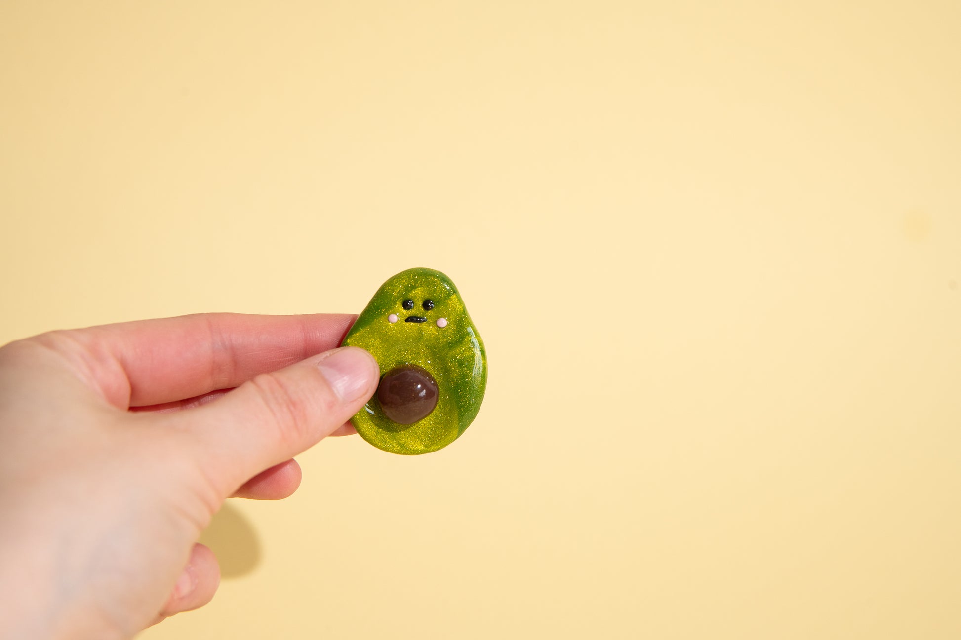 Süßer Avocado Sorgenstein für Stressabbau und emotionale Balance bei ADHS